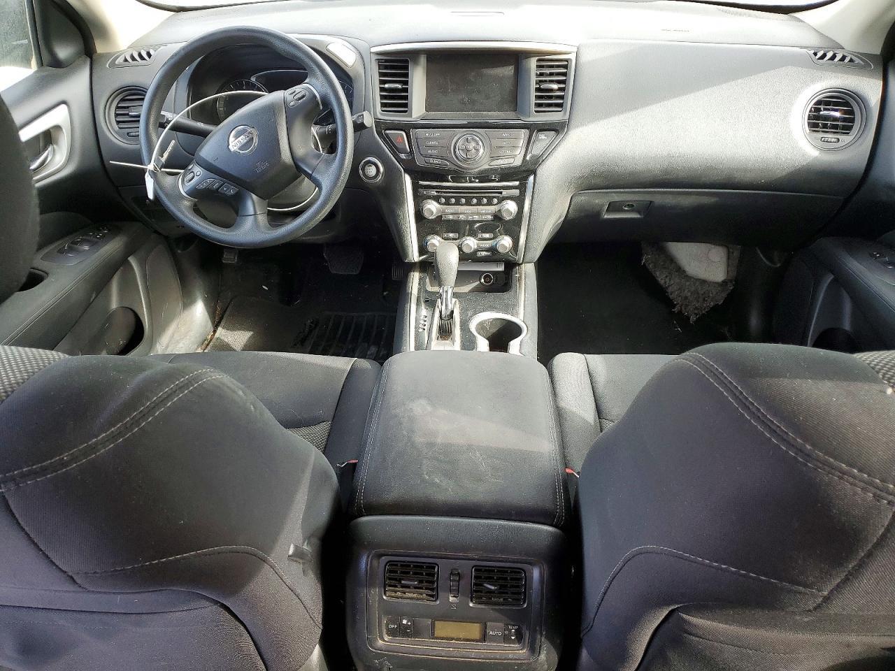 2017 Nissan Pathfinder S - zdjęcie 8
