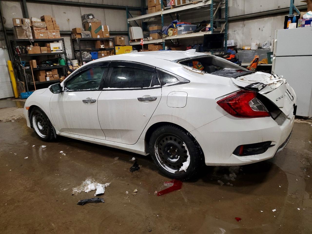 2019 Honda Civic Touring - zdjęcie 2