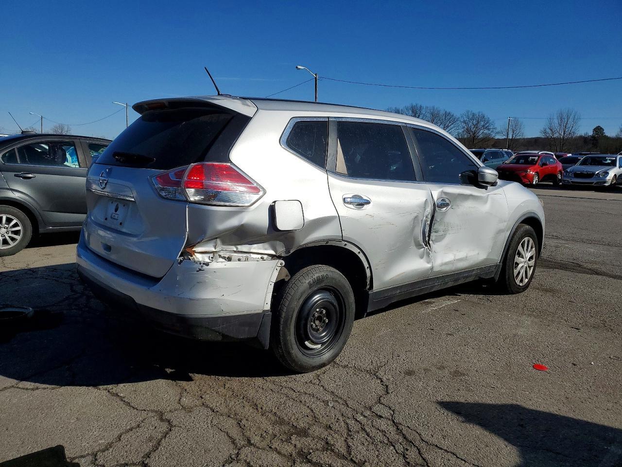 2015 Nissan Rogue S - zdjęcie 3