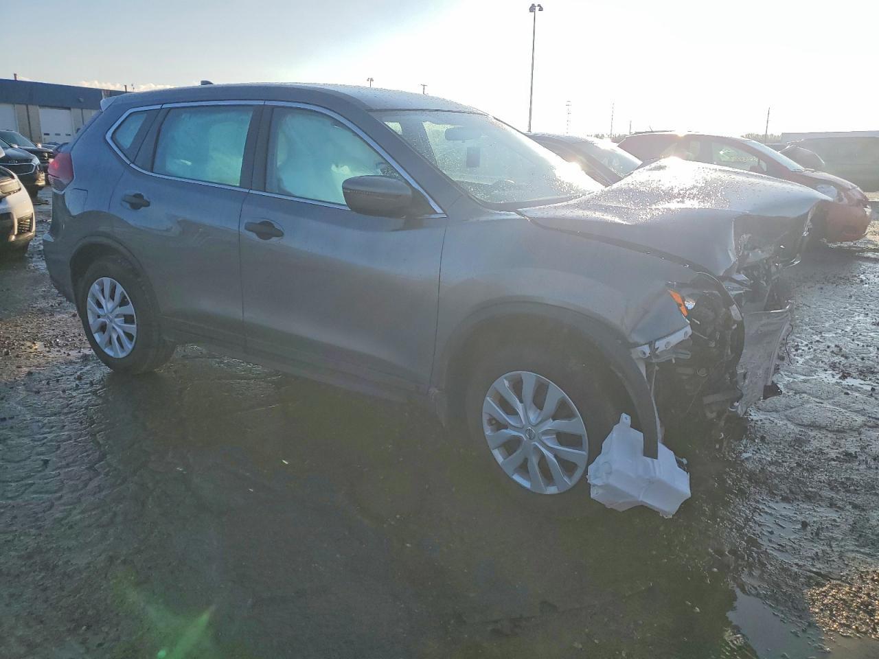 2019 Nissan Rogue S - zdjęcie 4
