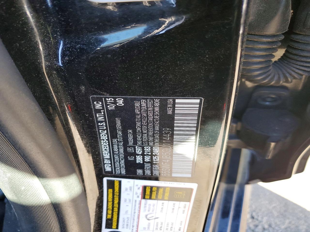 2016 Mercedes-Benz C 300 - zdjęcie 12