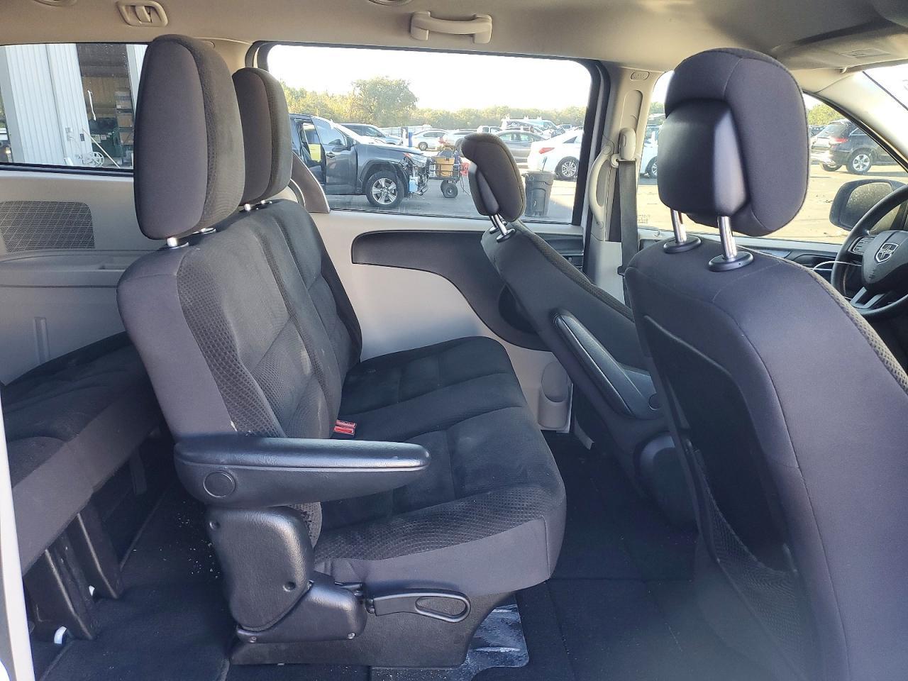 2019 Dodge Grand Caravan Se - zdjęcie 11