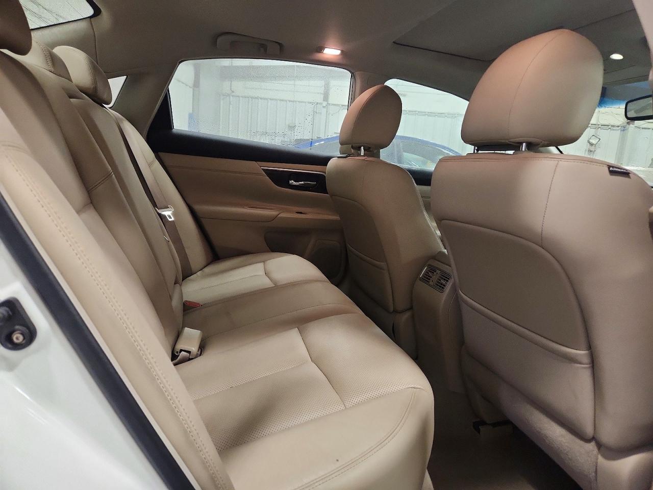 2013 Nissan Altima 2.5 - zdjęcie 10