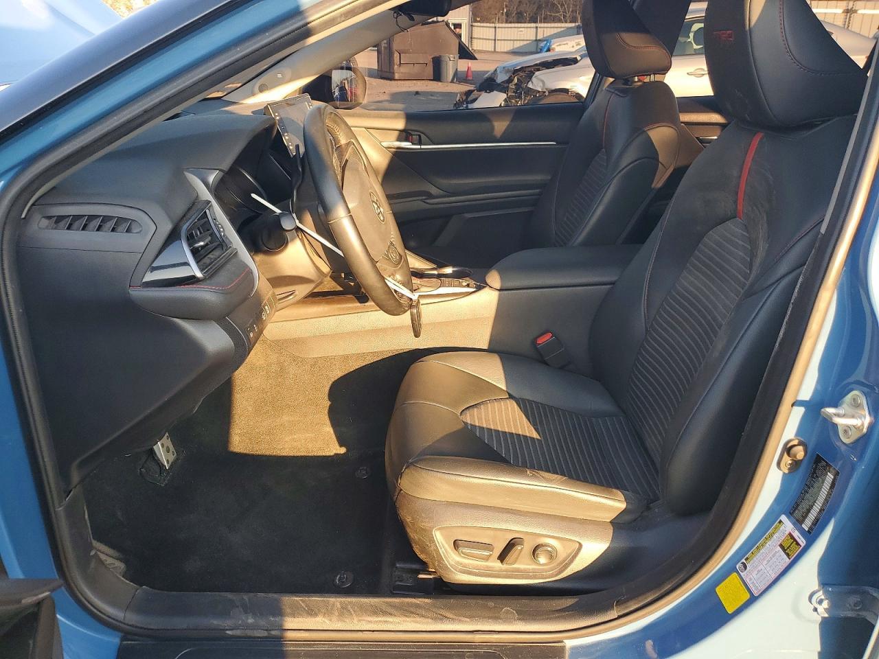 2022 Toyota Camry Trd - zdjęcie 7