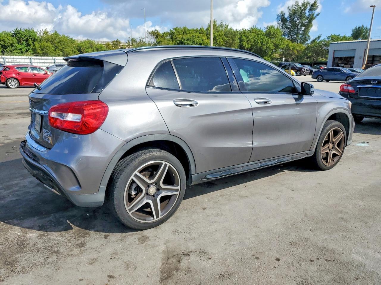2016 Mercedes-Benz Gla 250 - zdjęcie 3