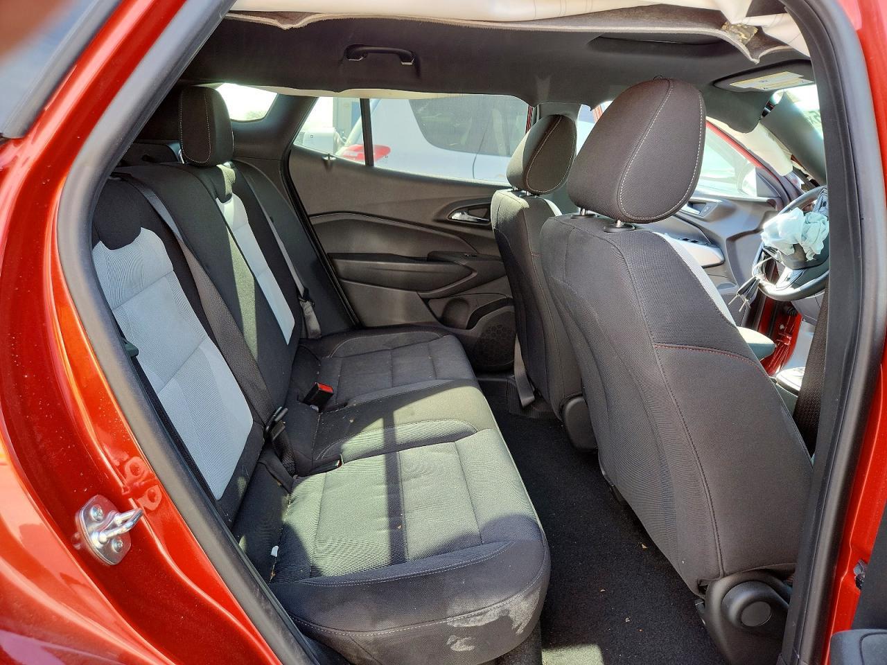 2024 Chevrolet Trax 1Rs - zdjęcie 11