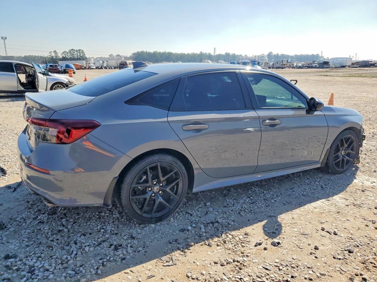 2025 Honda Civic Sport - zdjęcie 3