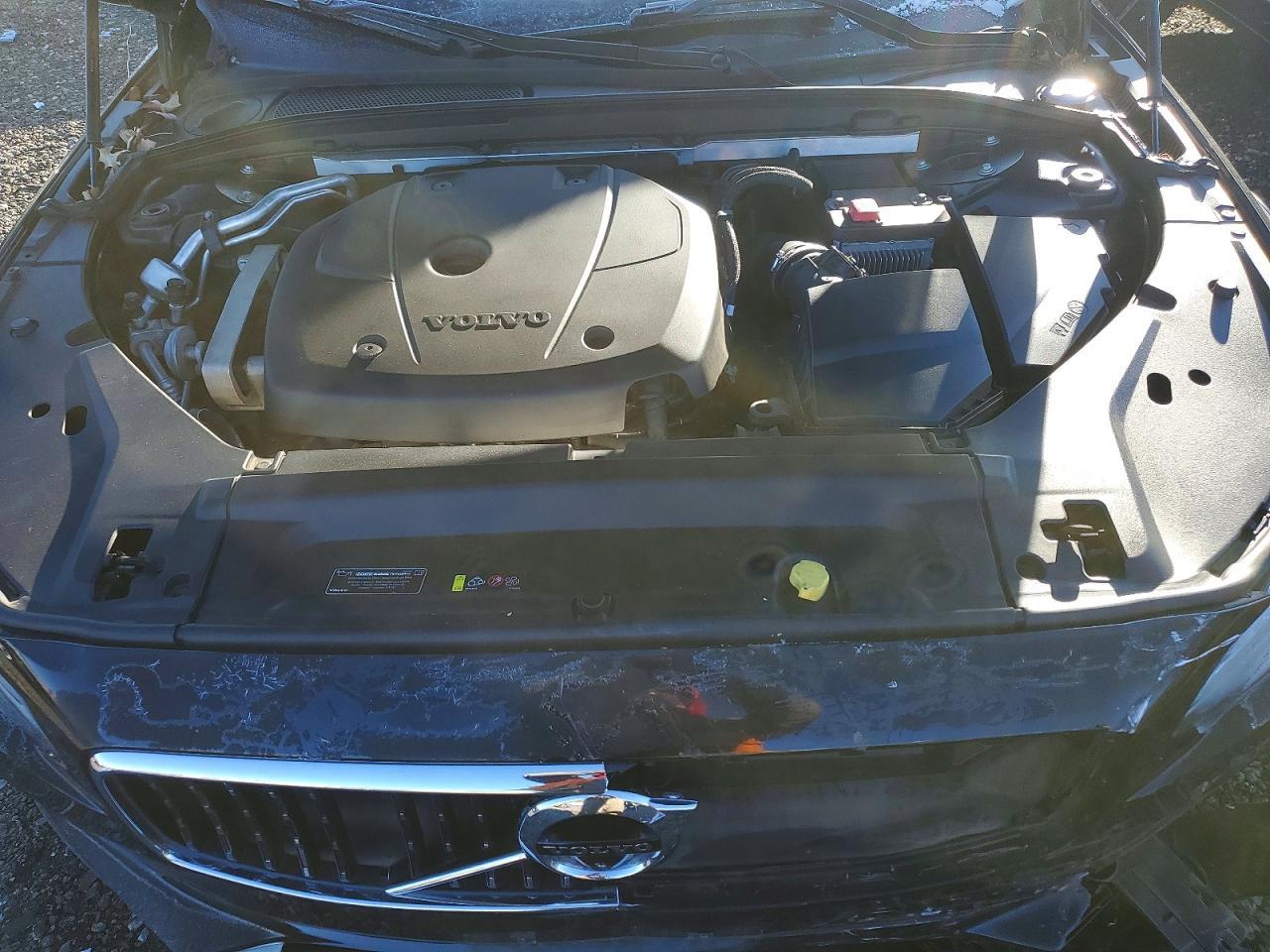 2019 Volvo V90 Cross Country T5 Momentum - zdjęcie 11