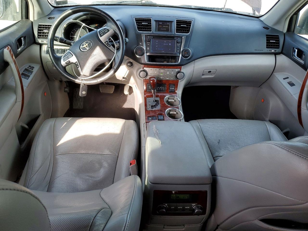 2013 Toyota Highlander Limited - zdjęcie 8