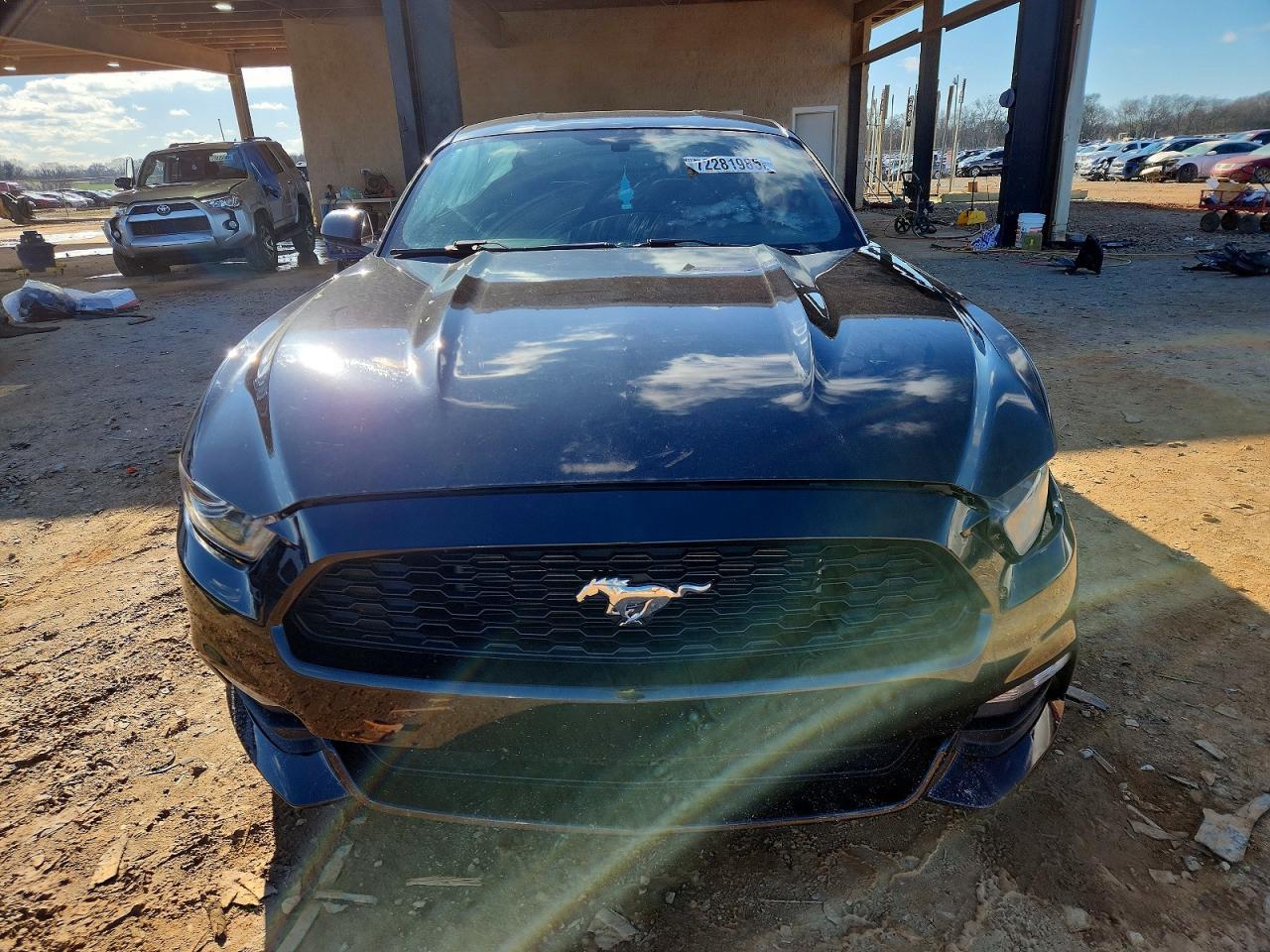 2016 Ford Mustang - zdjęcie 5