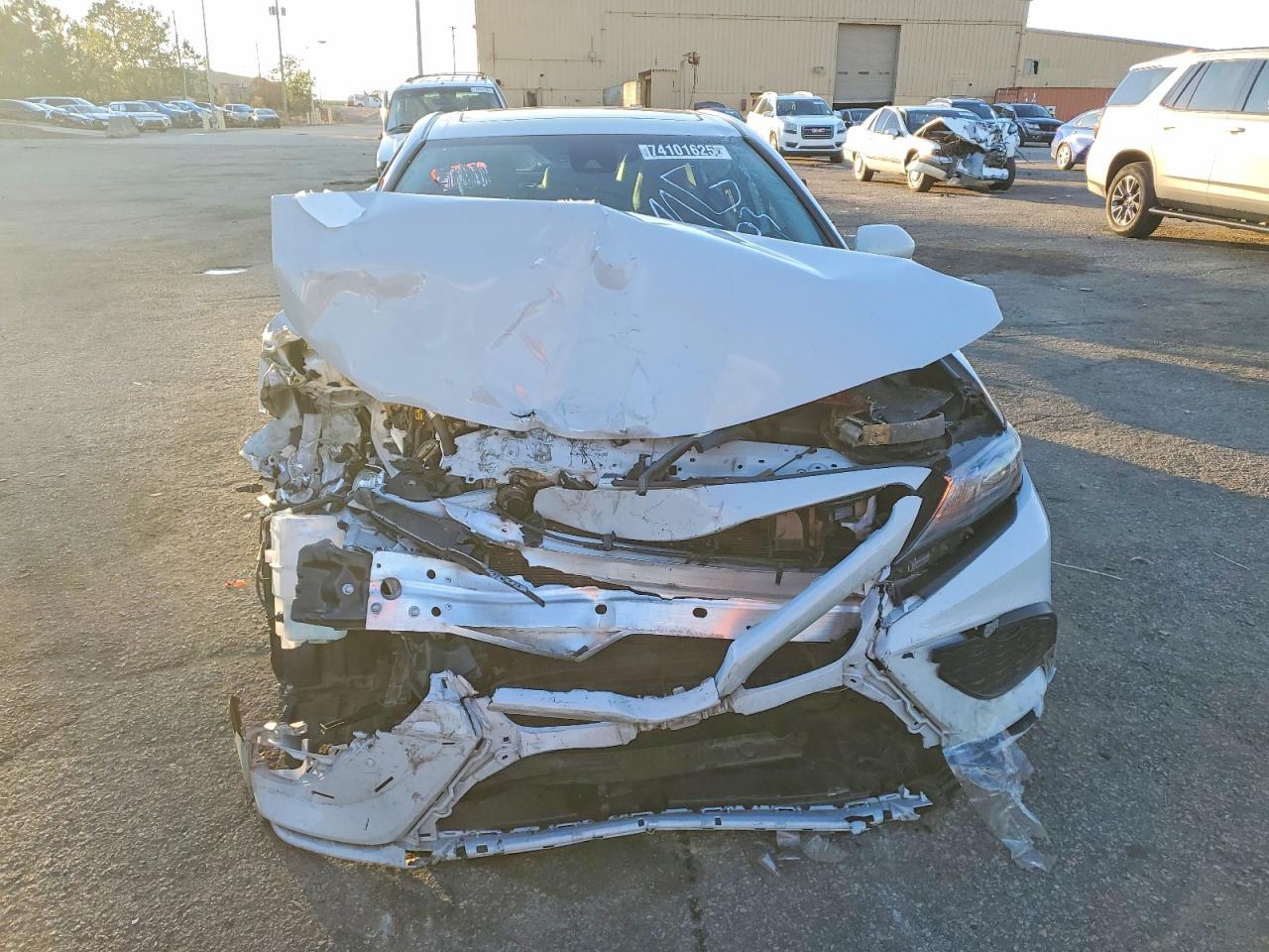 2024 Toyota Camry Se - zdjęcie 5