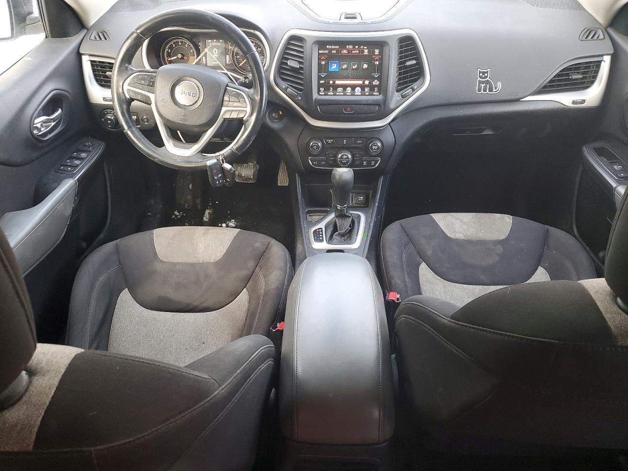 2014 Jeep Cherokee Latitude - zdjęcie 8