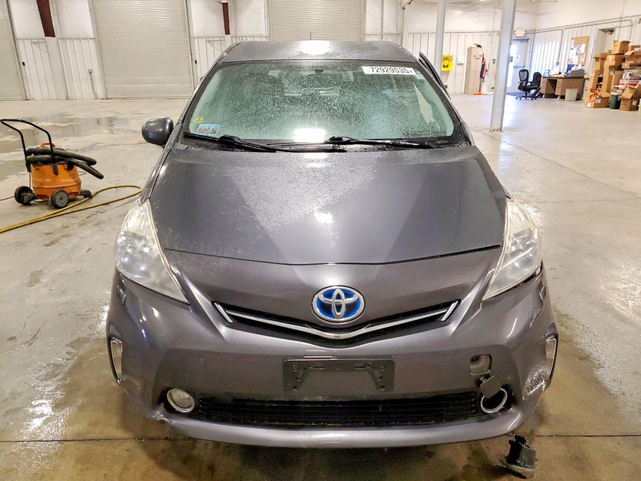 2013 Toyota Prius V - zdjęcie 5