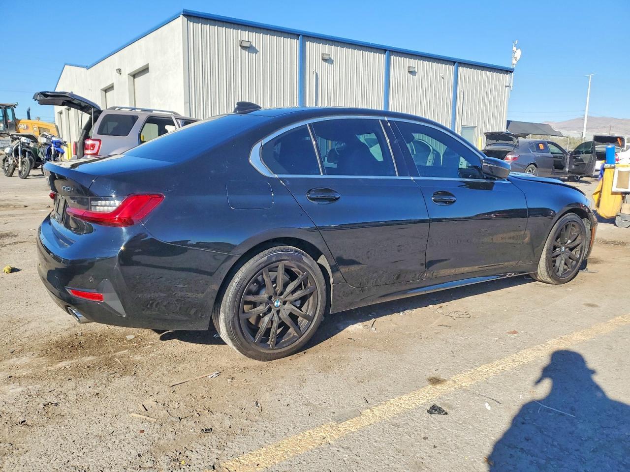 2019 BMW 330I - zdjęcie 3