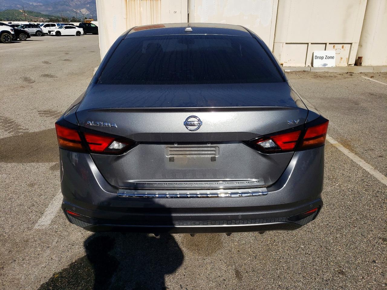 2022 Nissan Altima Sv - zdjęcie 6