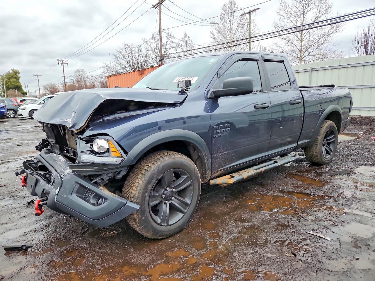 2021 Ram 1500 Classic Slt - zdjęcie główne