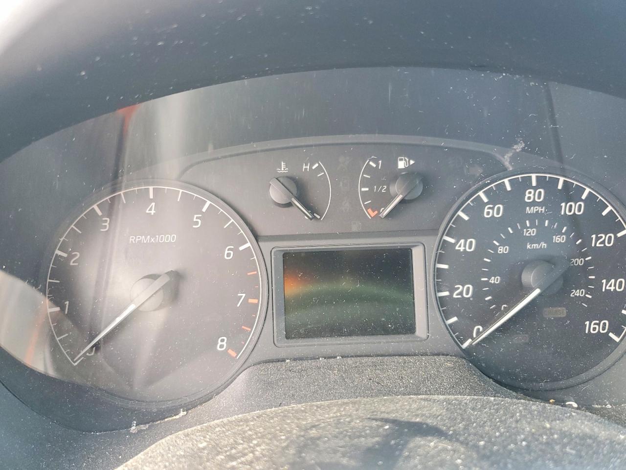 2015 Nissan Sentra S - zdjęcie 9