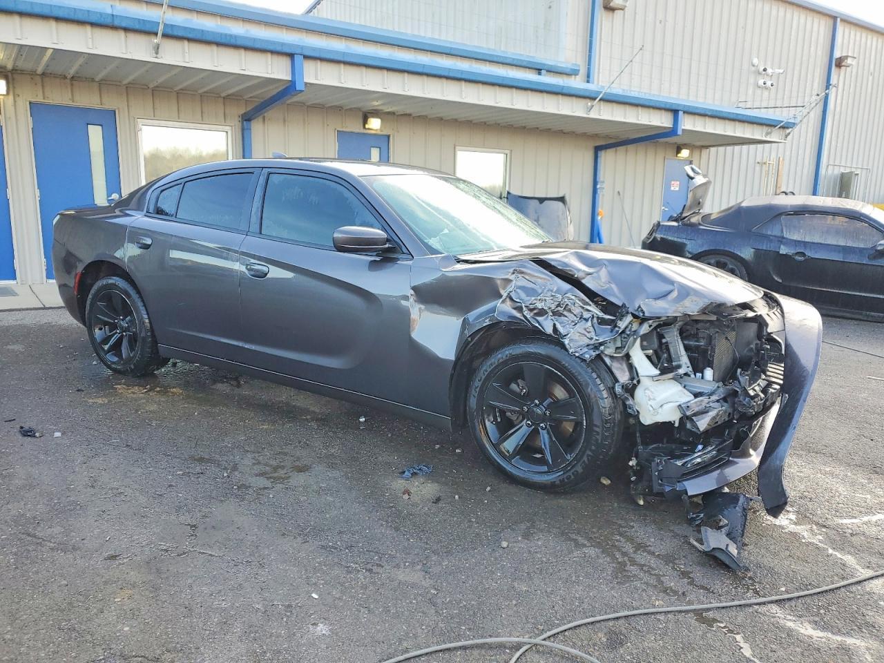 2015 Dodge Charger Sxt - zdjęcie 4