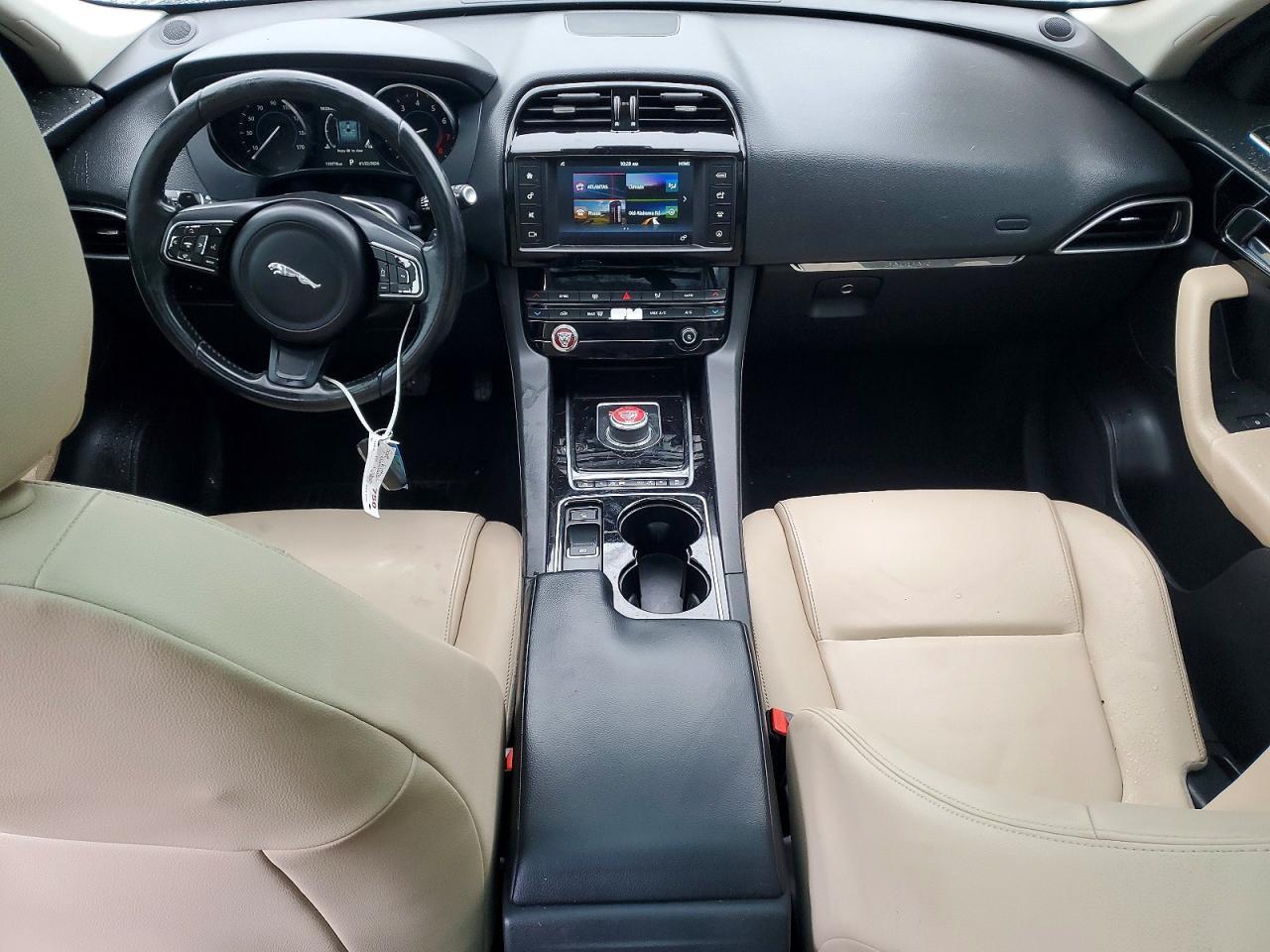 2017 Jaguar F-Pace - zdjęcie 8
