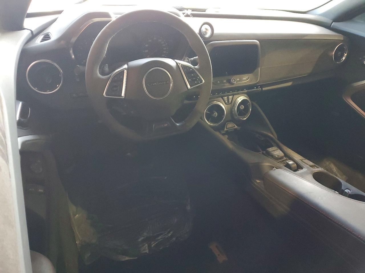 2023 Chevrolet Camaro Zl1 - zdjęcie 8