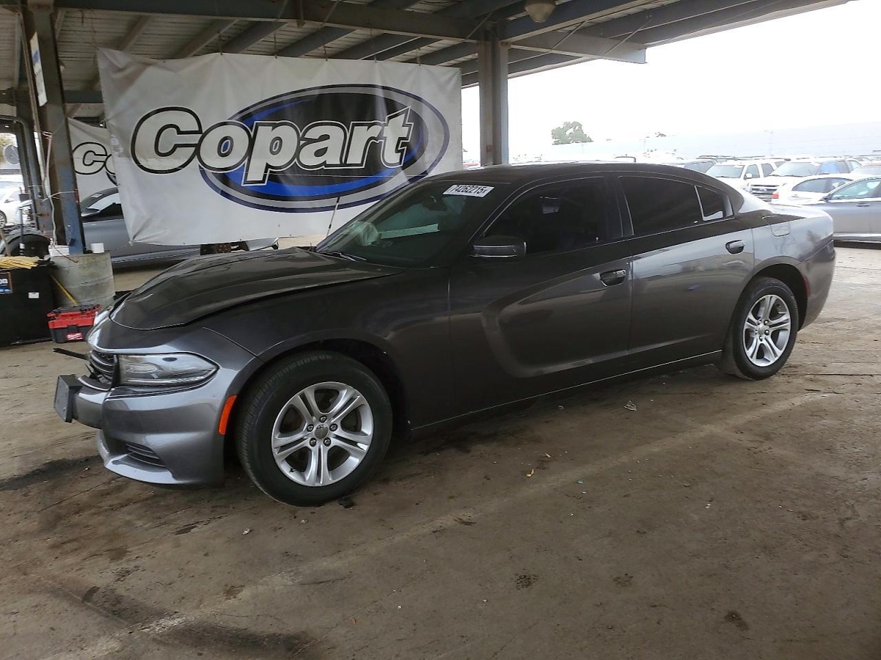 2020 Dodge Charger Sxt - zdjęcie główne