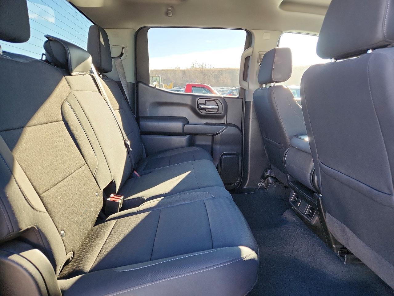 2024 Chevrolet Silverado K1500 Custom - zdjęcie 10