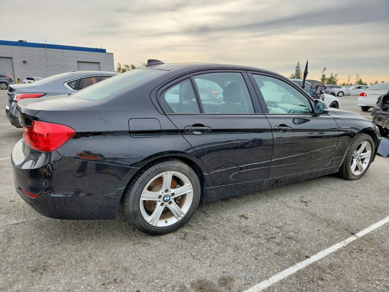 BMW Seria 3 - zdjęcie 3