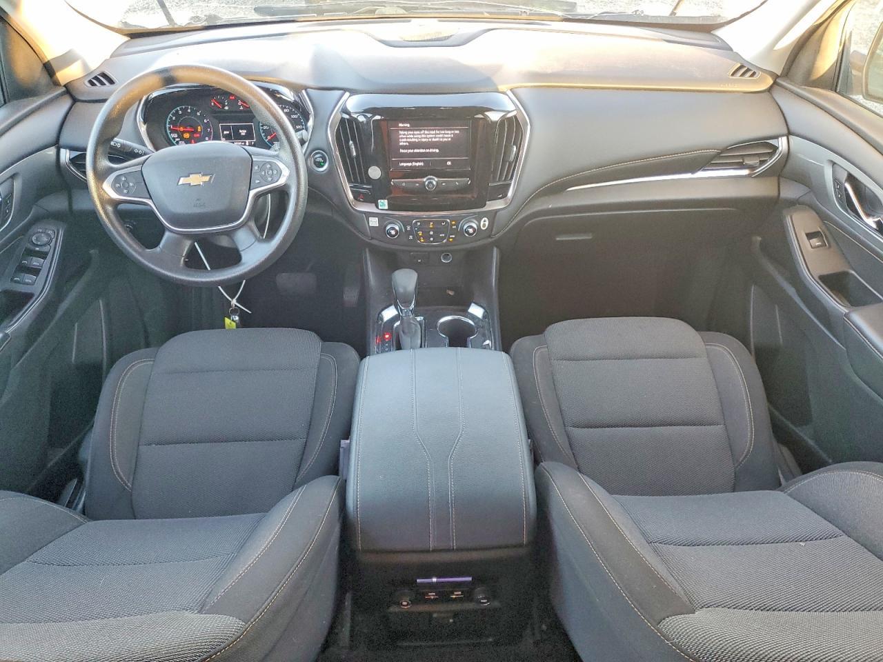 2021 Chevrolet Traverse Ls - zdjęcie 8