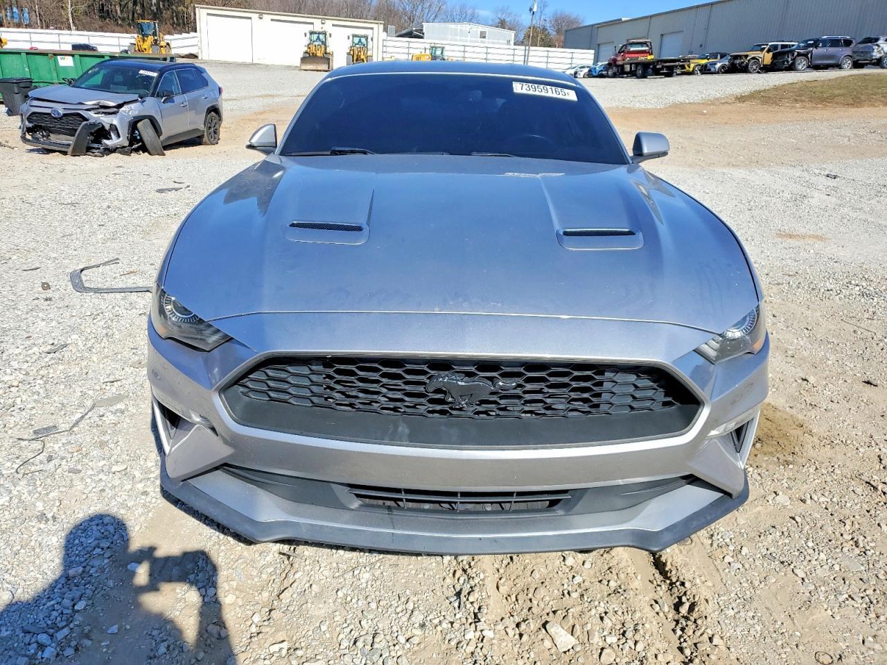 2020 Ford Mustang - zdjęcie 5