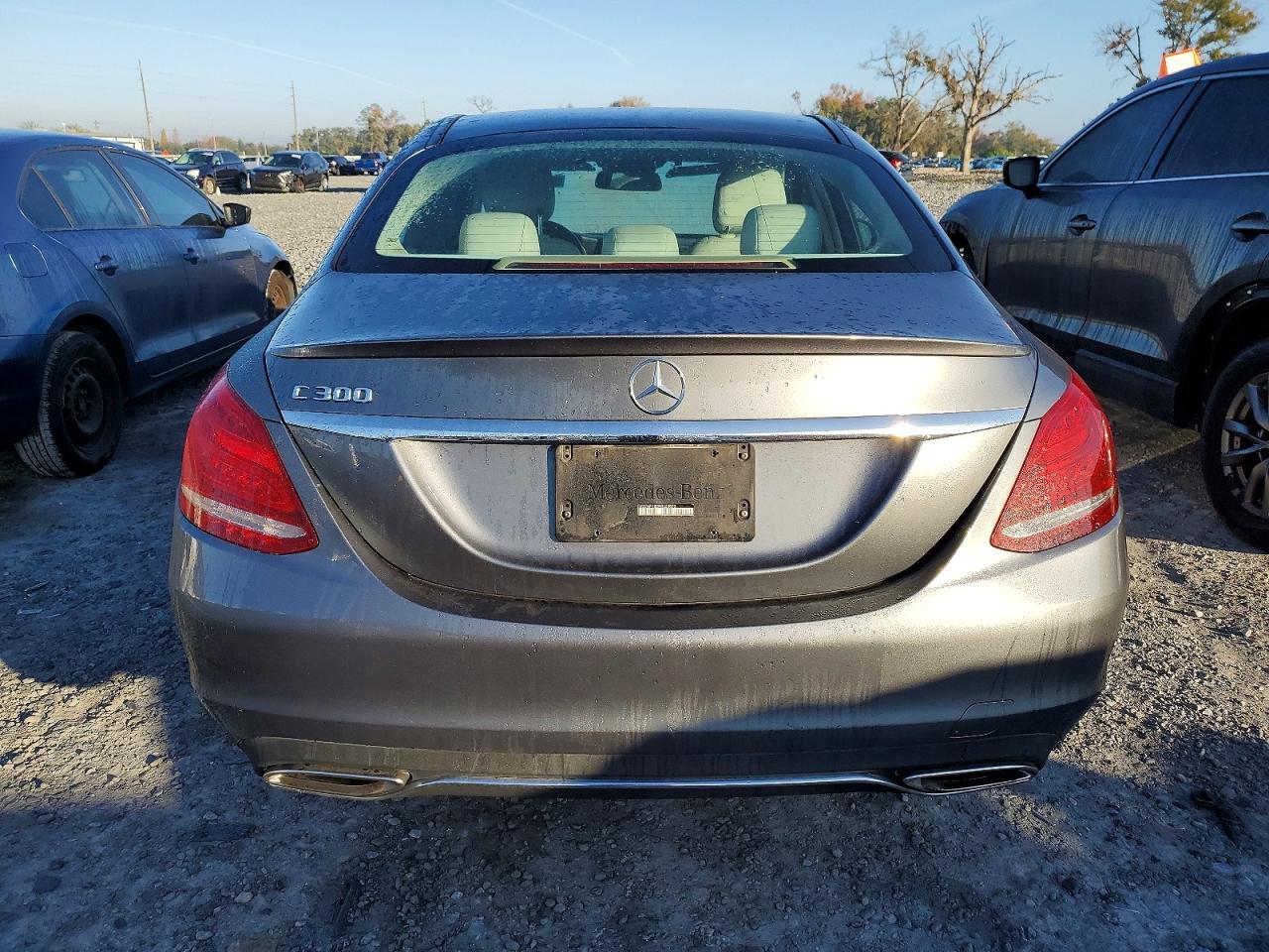 2017 Mercedes-Benz C 300 - zdjęcie 6