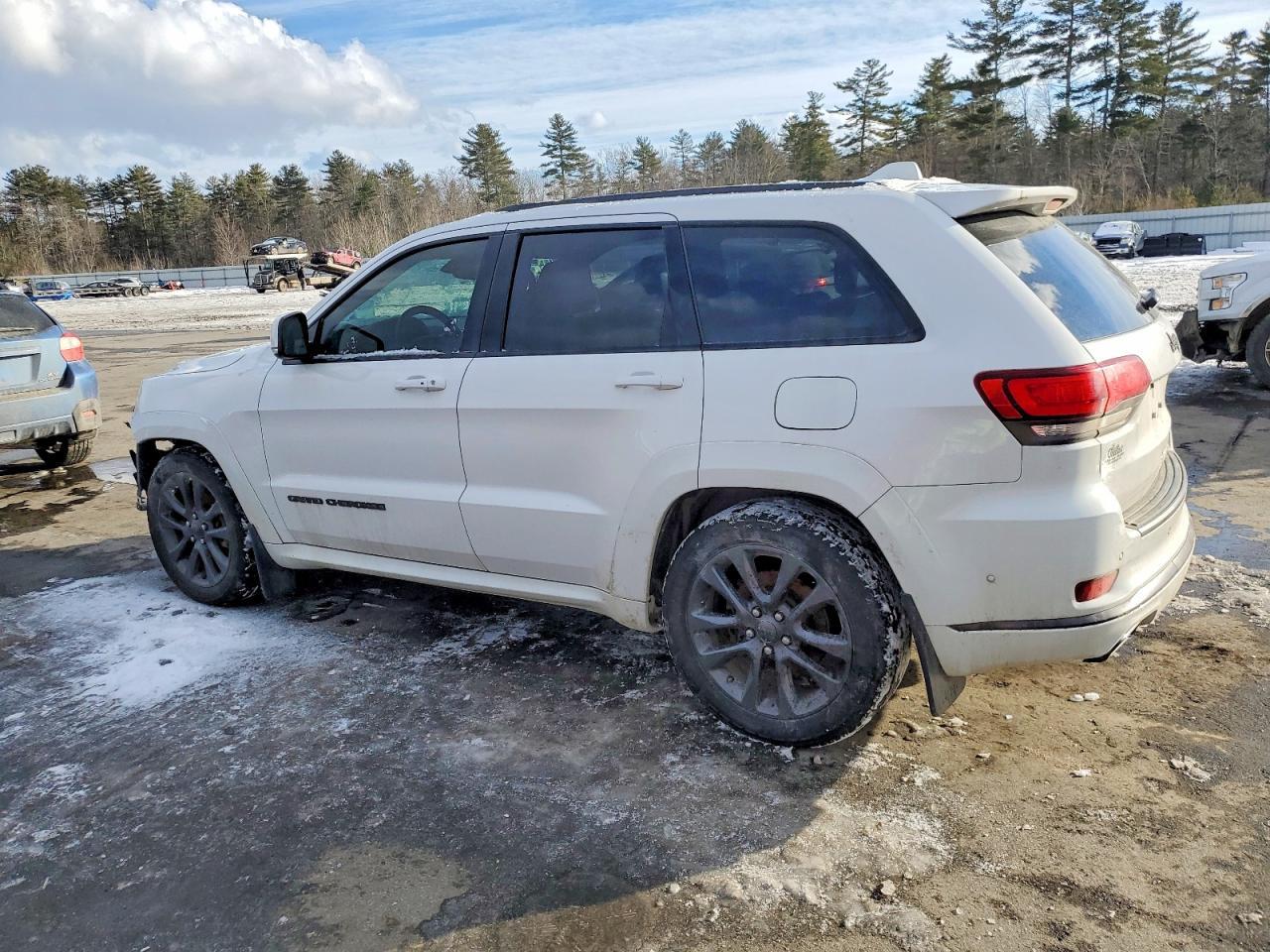 2018 Jeep Grand Cherokee Overland - zdjęcie 2