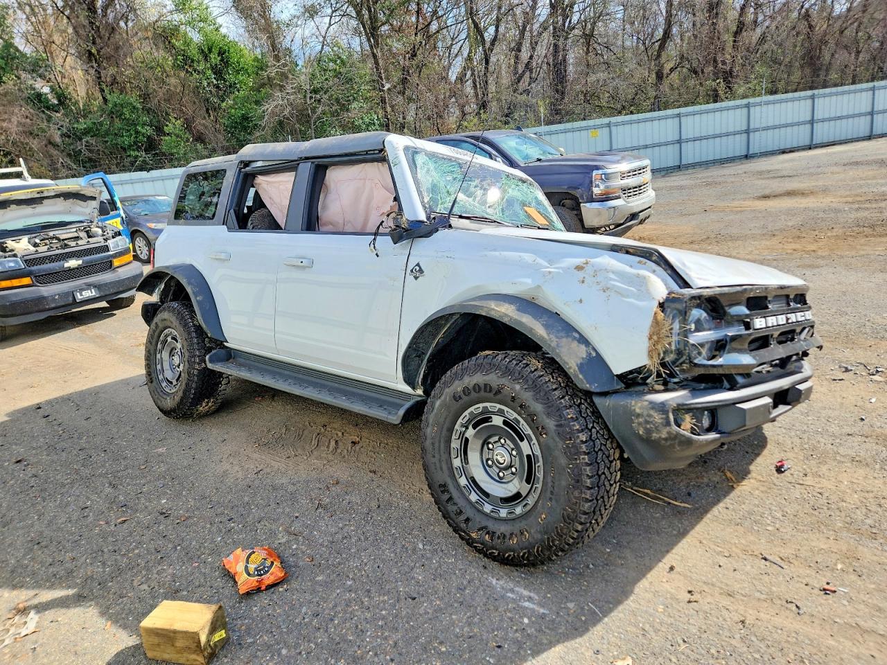2025 Ford Bronco Outer Banks - zdjęcie 4