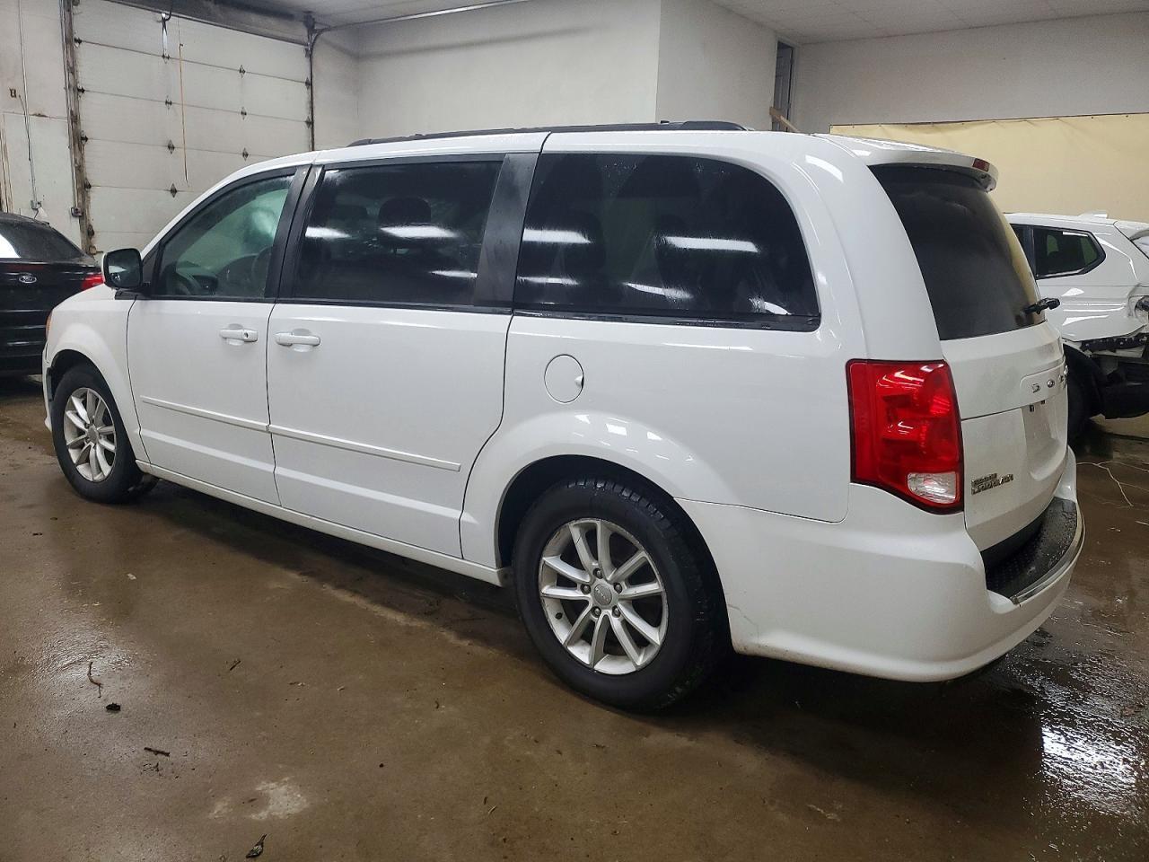 2016 Dodge Grand Caravan Sxt - zdjęcie 2