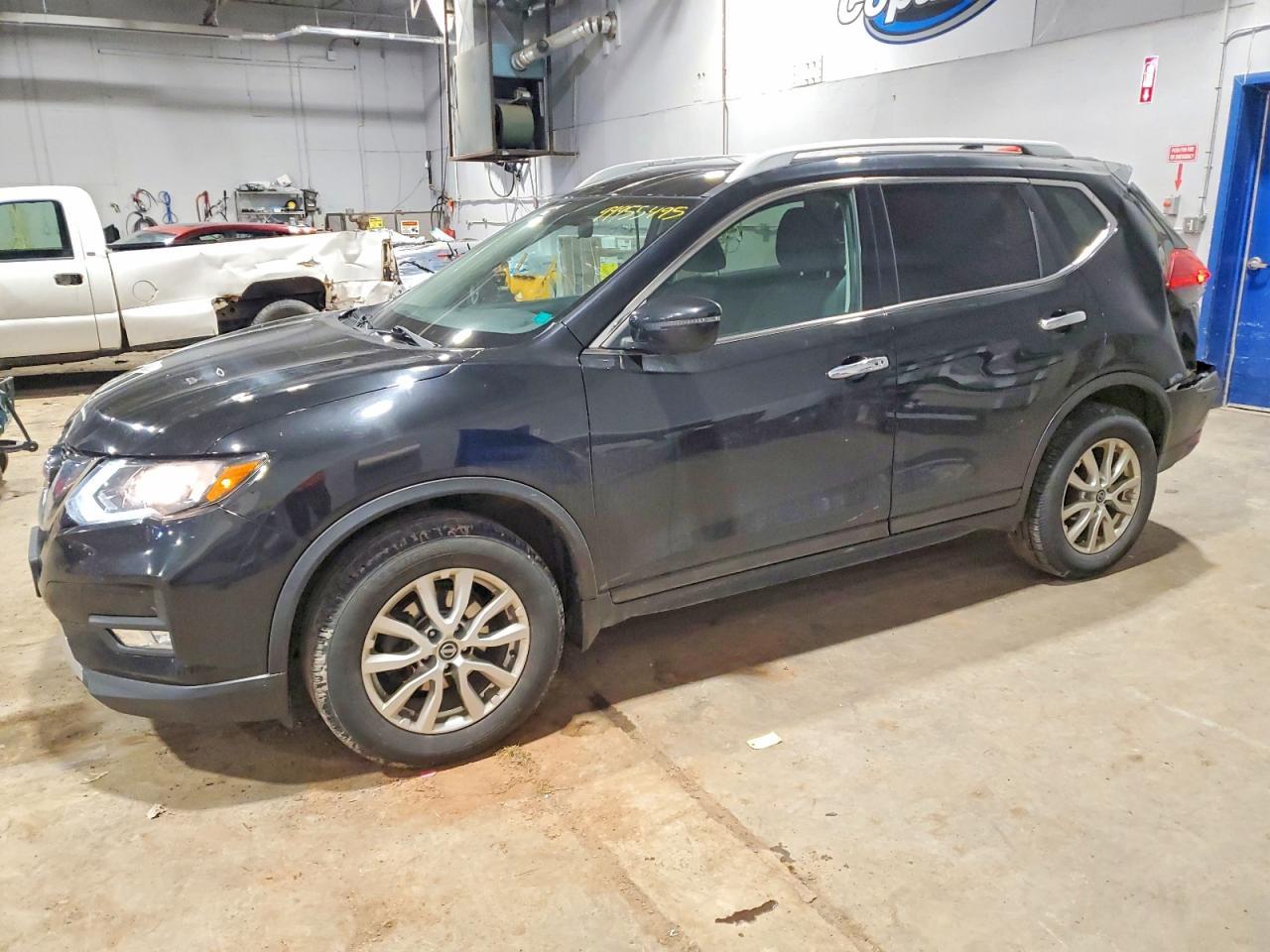 2017 Nissan Rogue Sv - zdjęcie główne