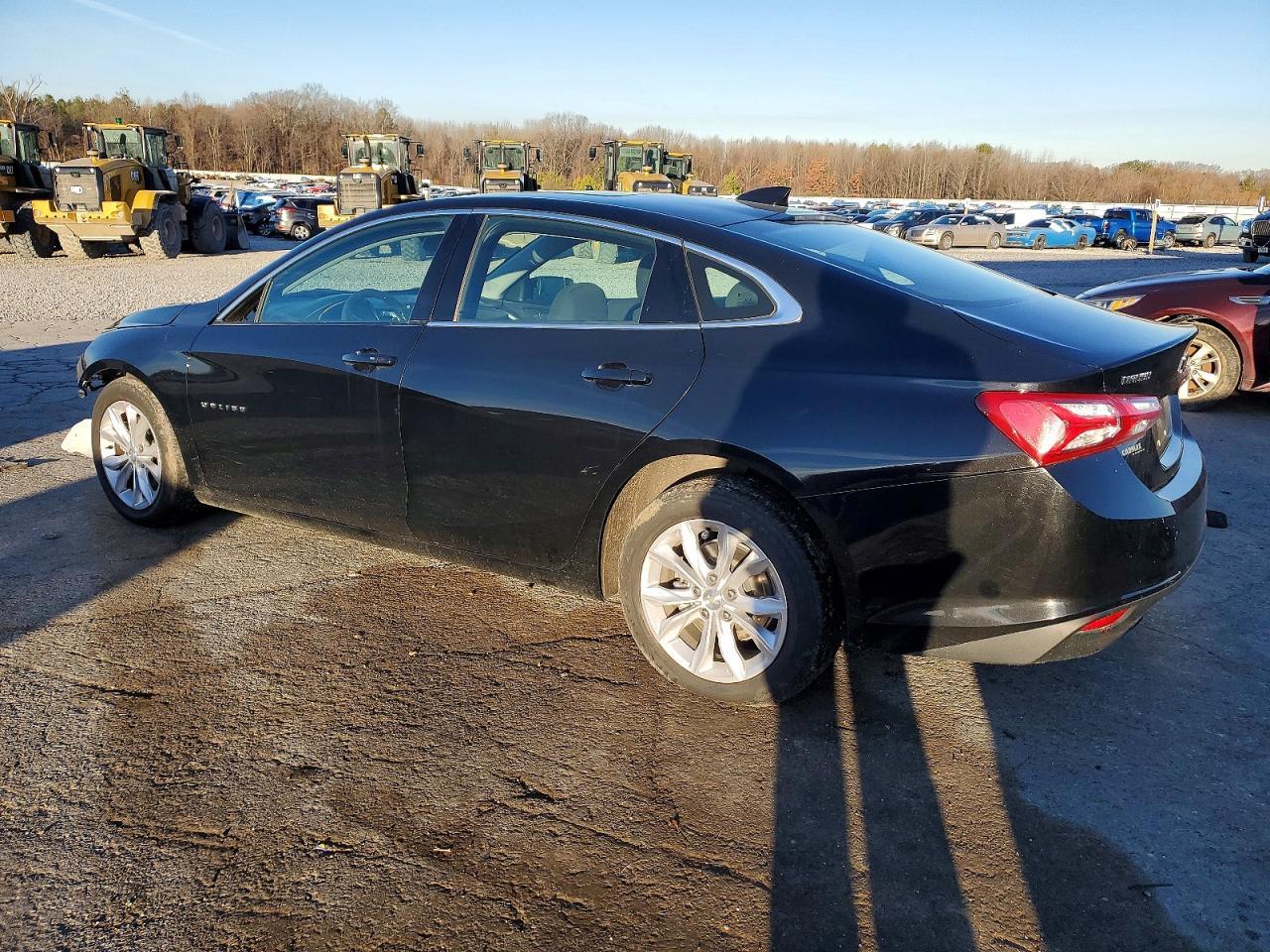 2022 Chevrolet Malibu Lt - zdjęcie 2