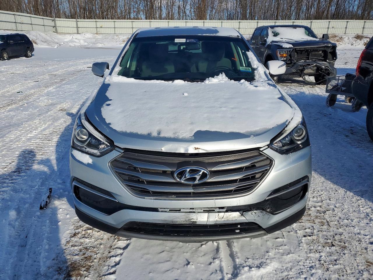 2017 Hyundai Santa Fe Sport 2.4L - zdjęcie 5