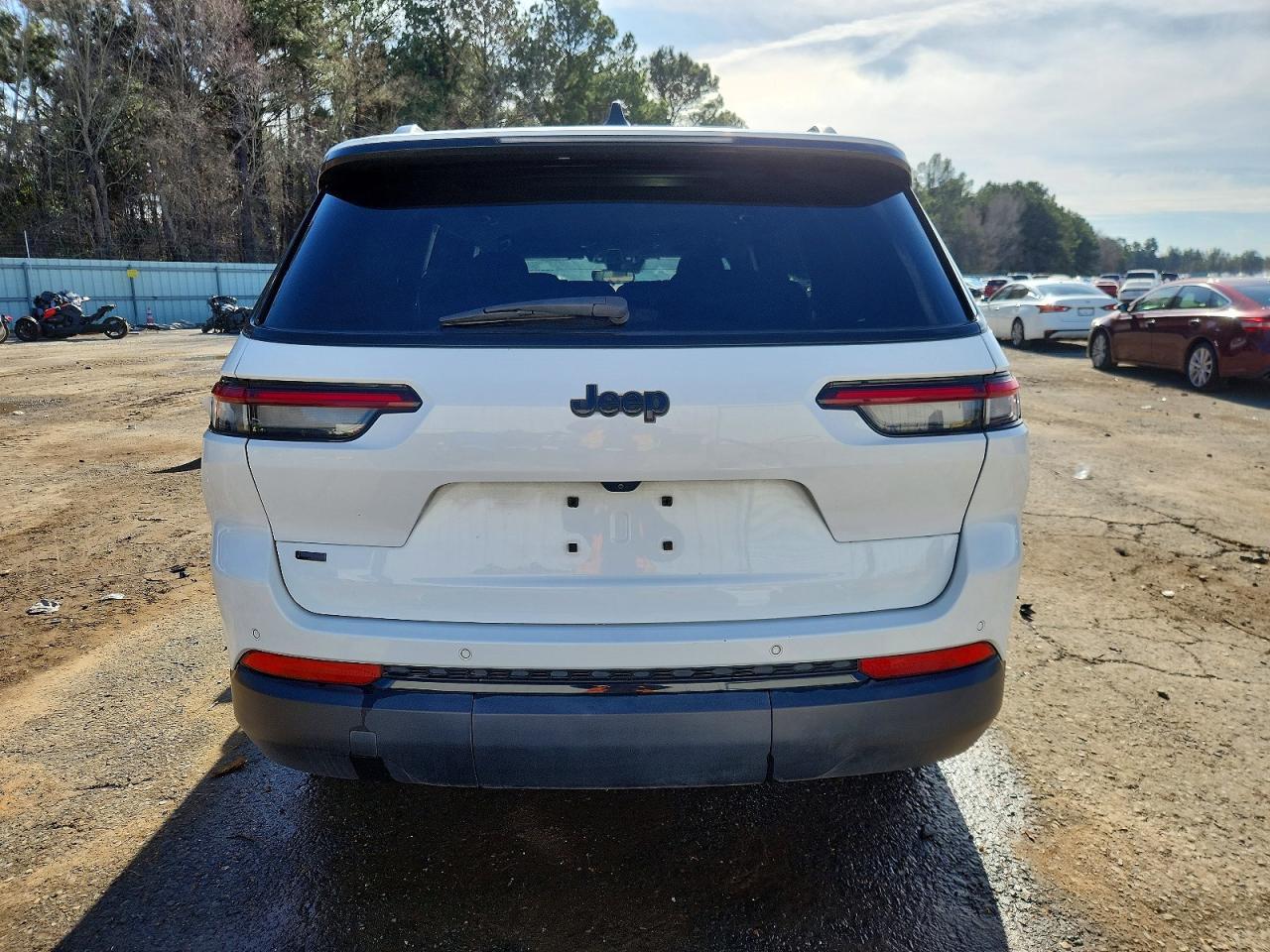 2023 Jeep Grand Cherokee L Laredo - zdjęcie 6