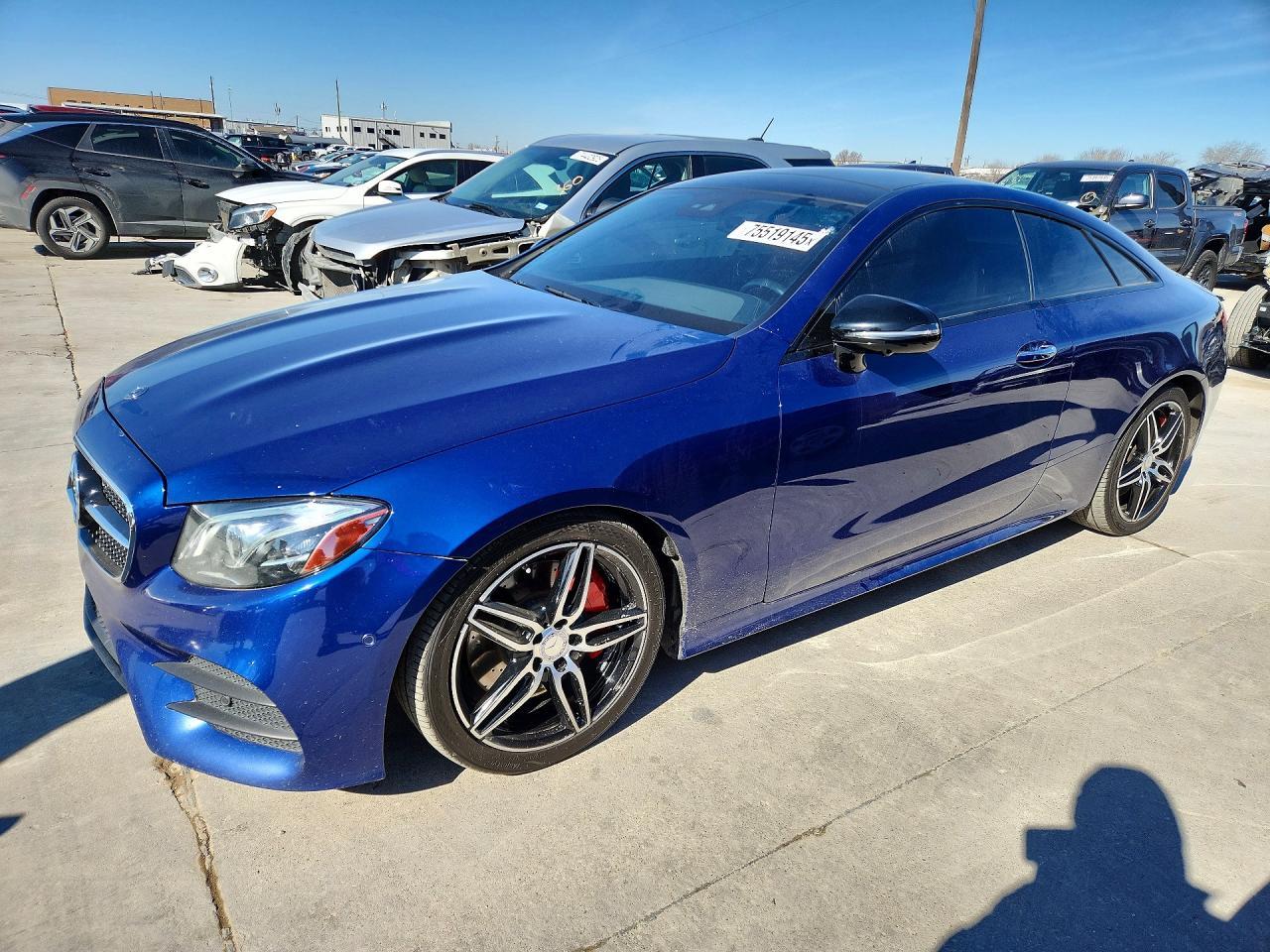 2020 Mercedes-Benz E 450 - zdjęcie główne