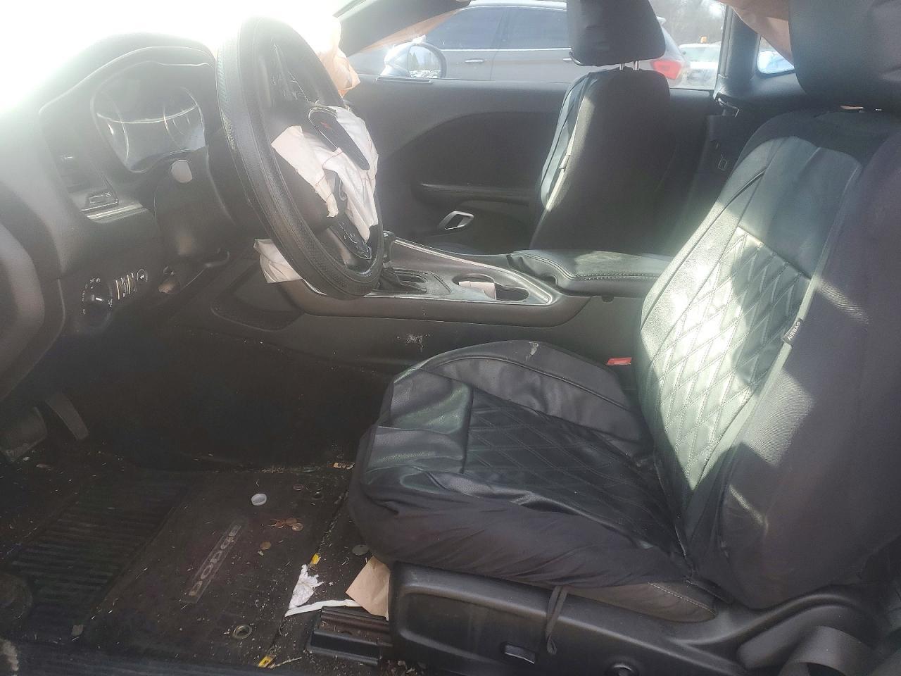 2015 Dodge Challenger Sxt - zdjęcie 7