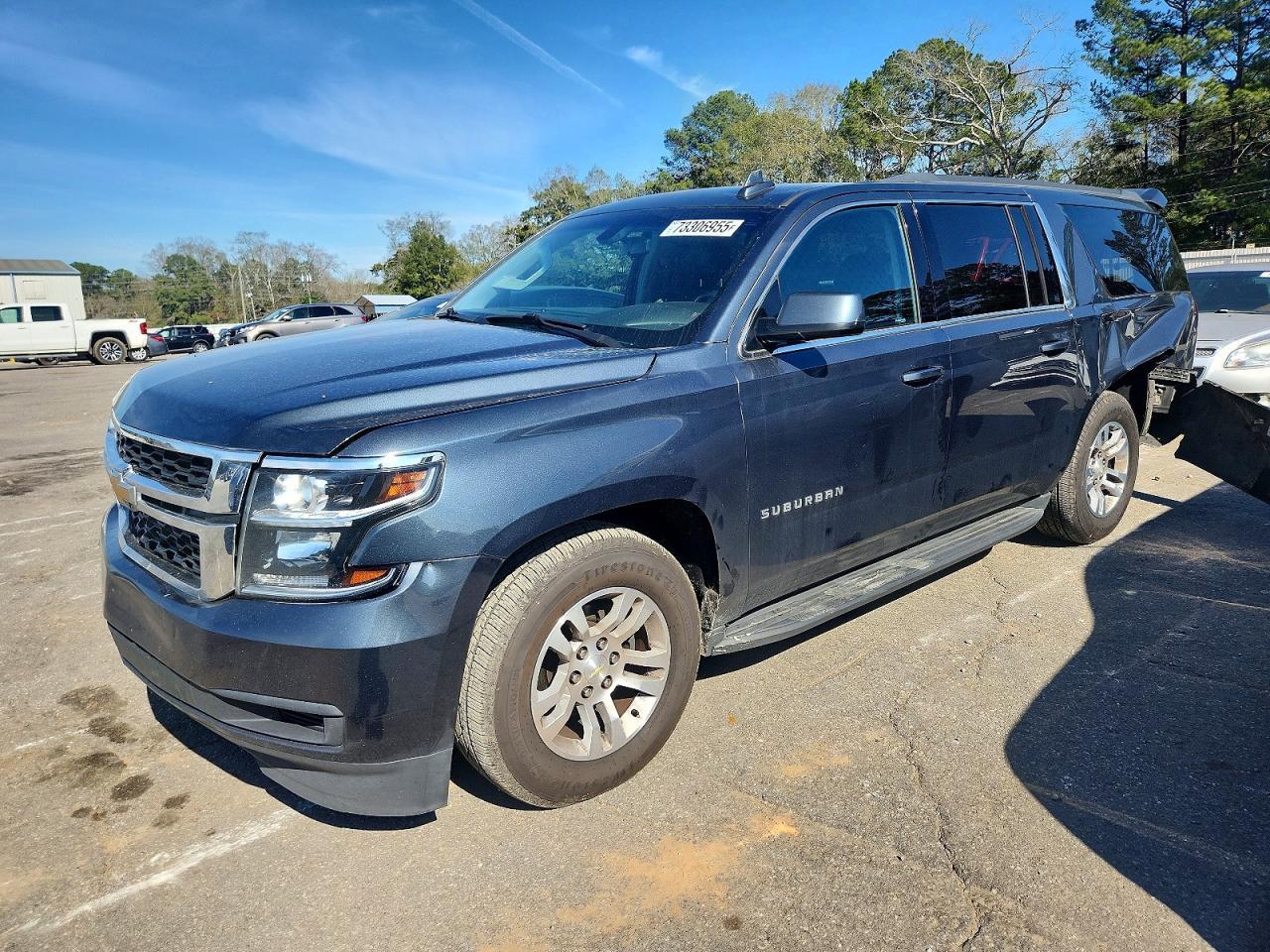 2019 Chevrolet Suburban K1500 Ls - zdjęcie główne