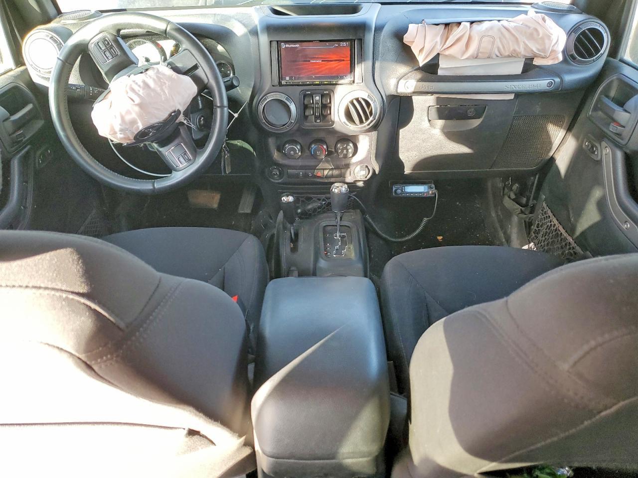 2017 Jeep Wrangler Unlimited Sport - zdjęcie 8