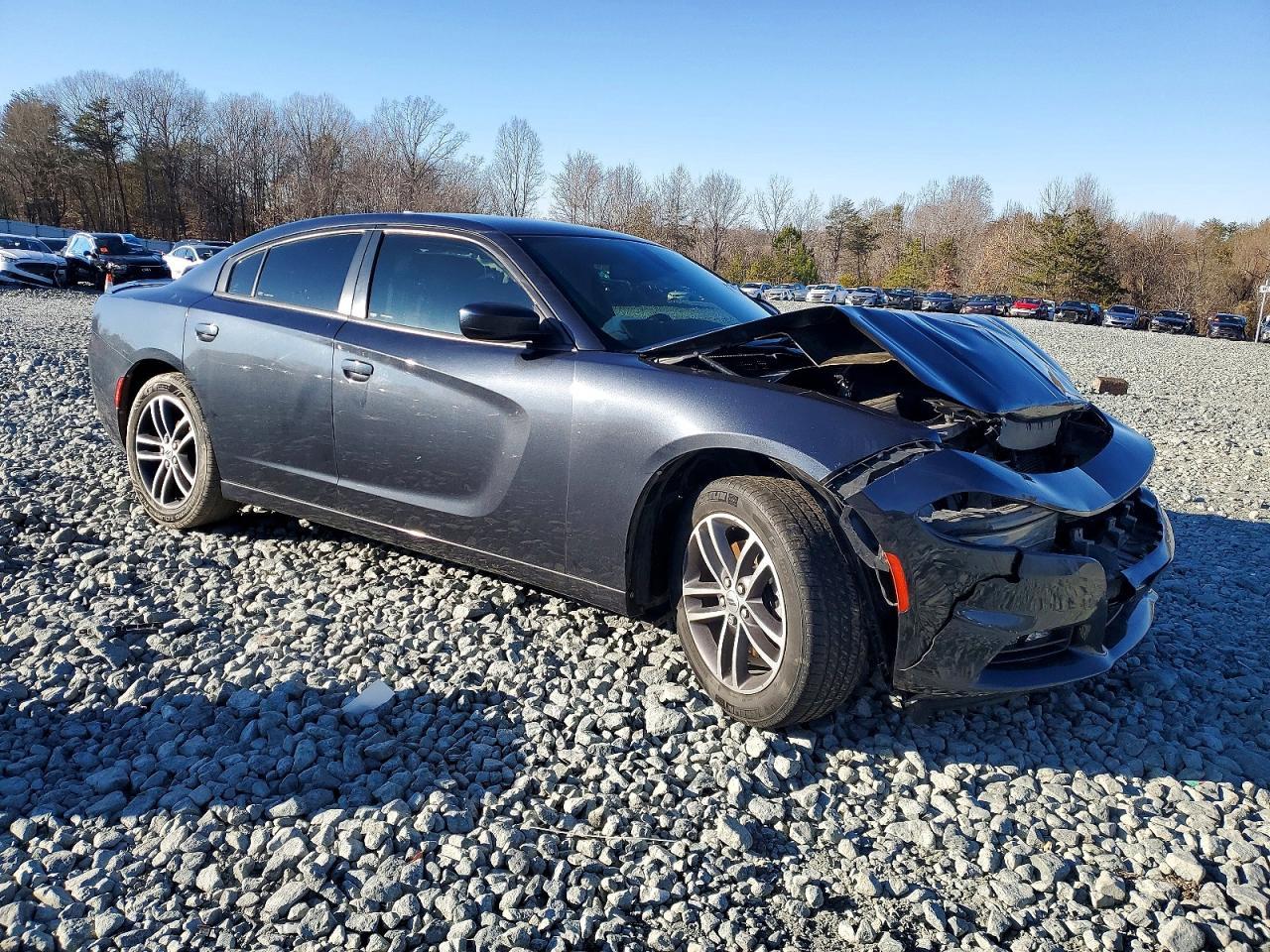 2019 Dodge Charger Sxt - zdjęcie 4