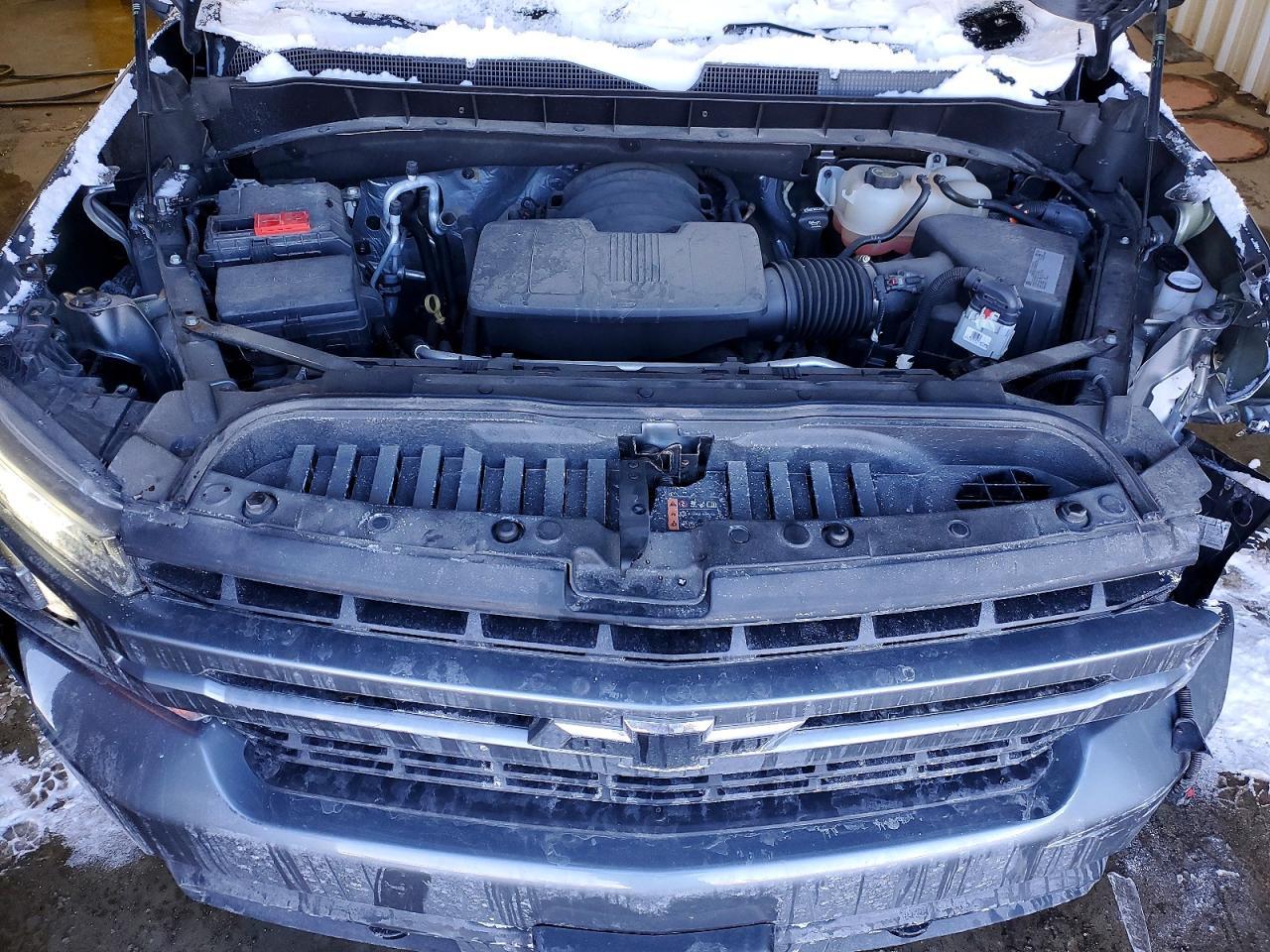 2020 Chevrolet Silverado K1500 Rst - zdjęcie 11