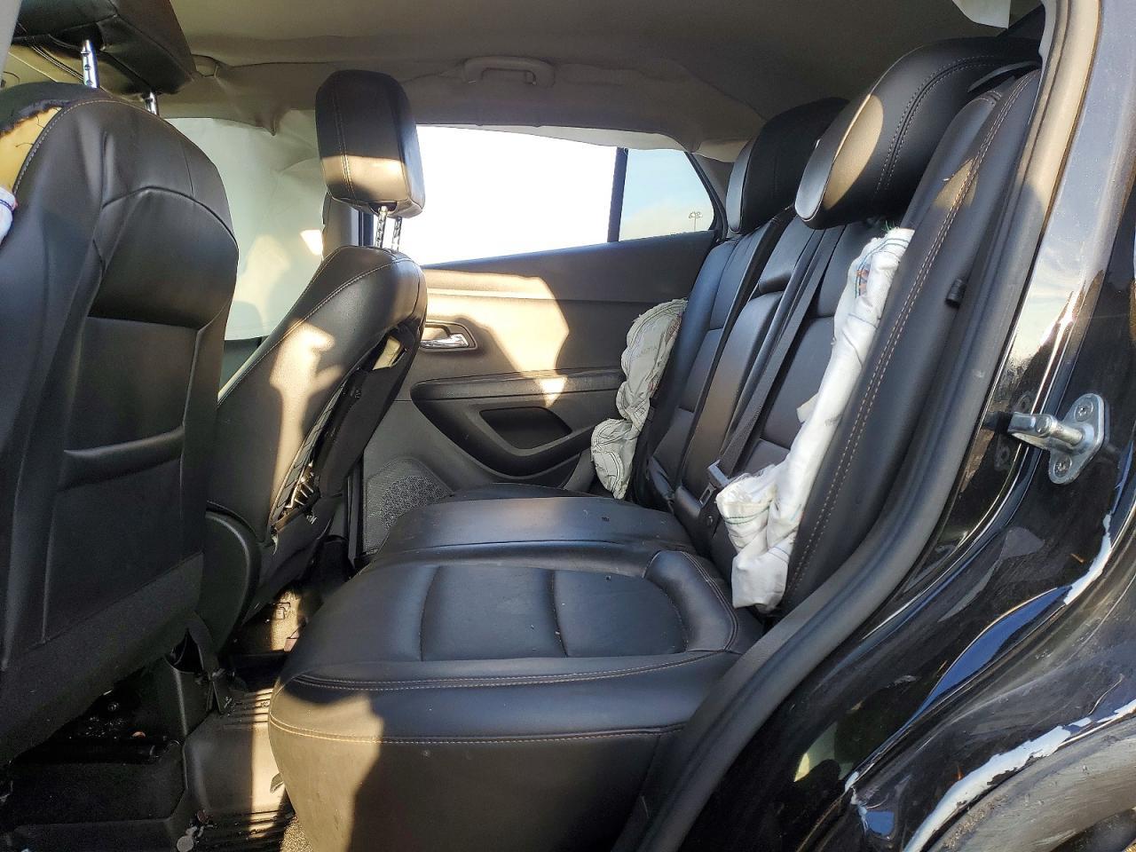 2021 Chevrolet Trax 1Lt - zdjęcie 11