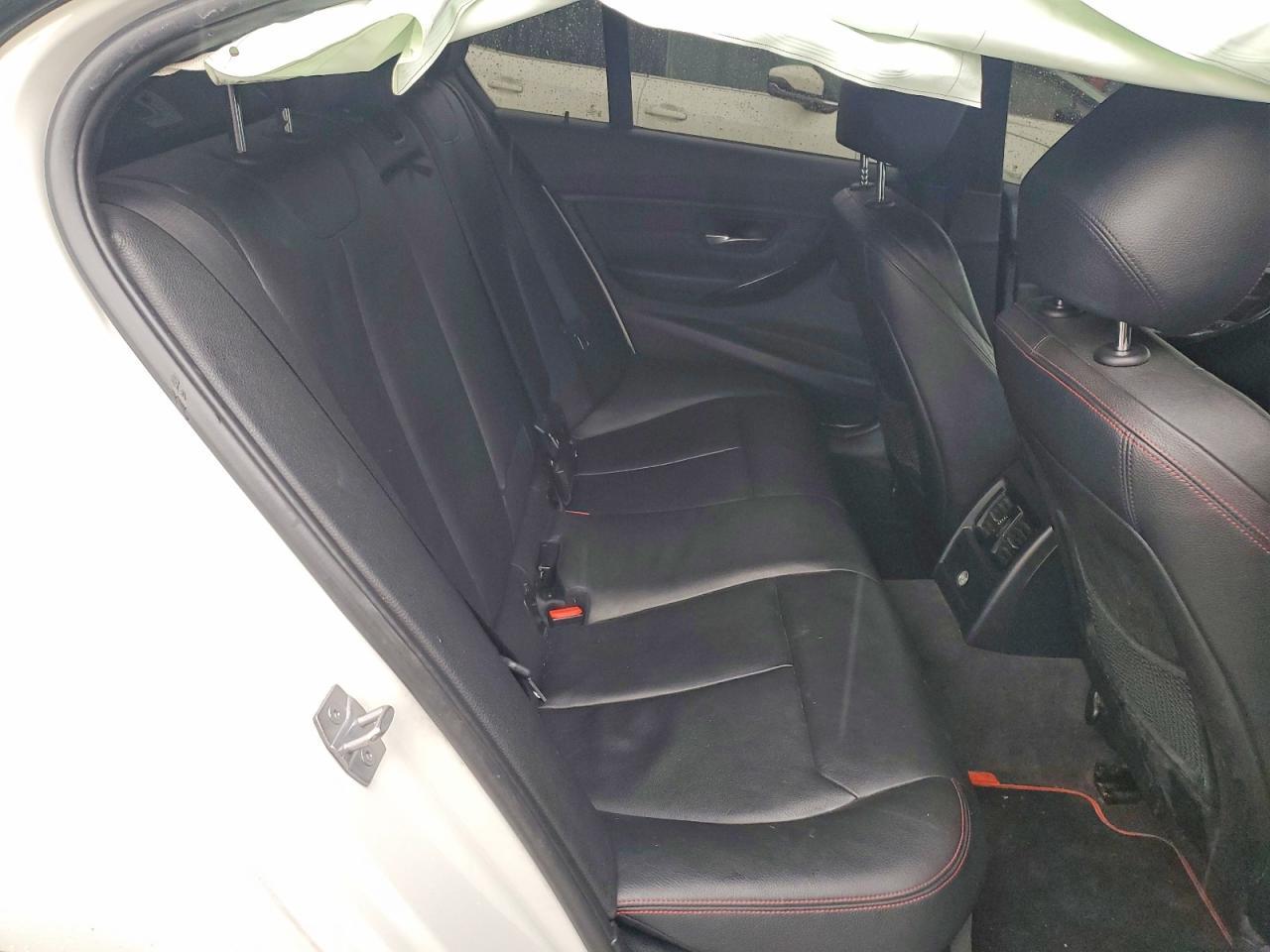 2014 BMW 328 I - zdjęcie 10