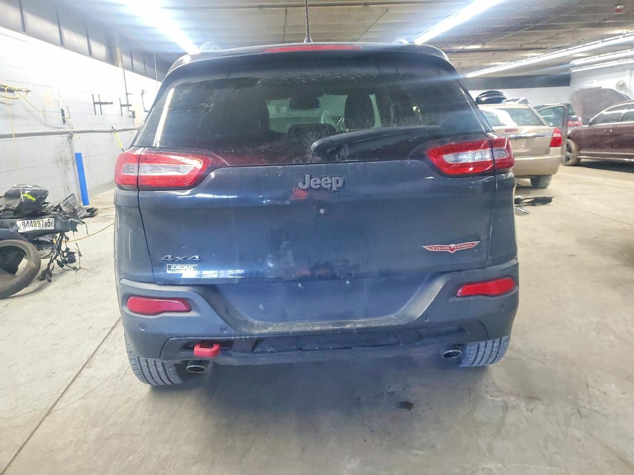 2016 Jeep Cherokee Trailhawk - zdjęcie 6