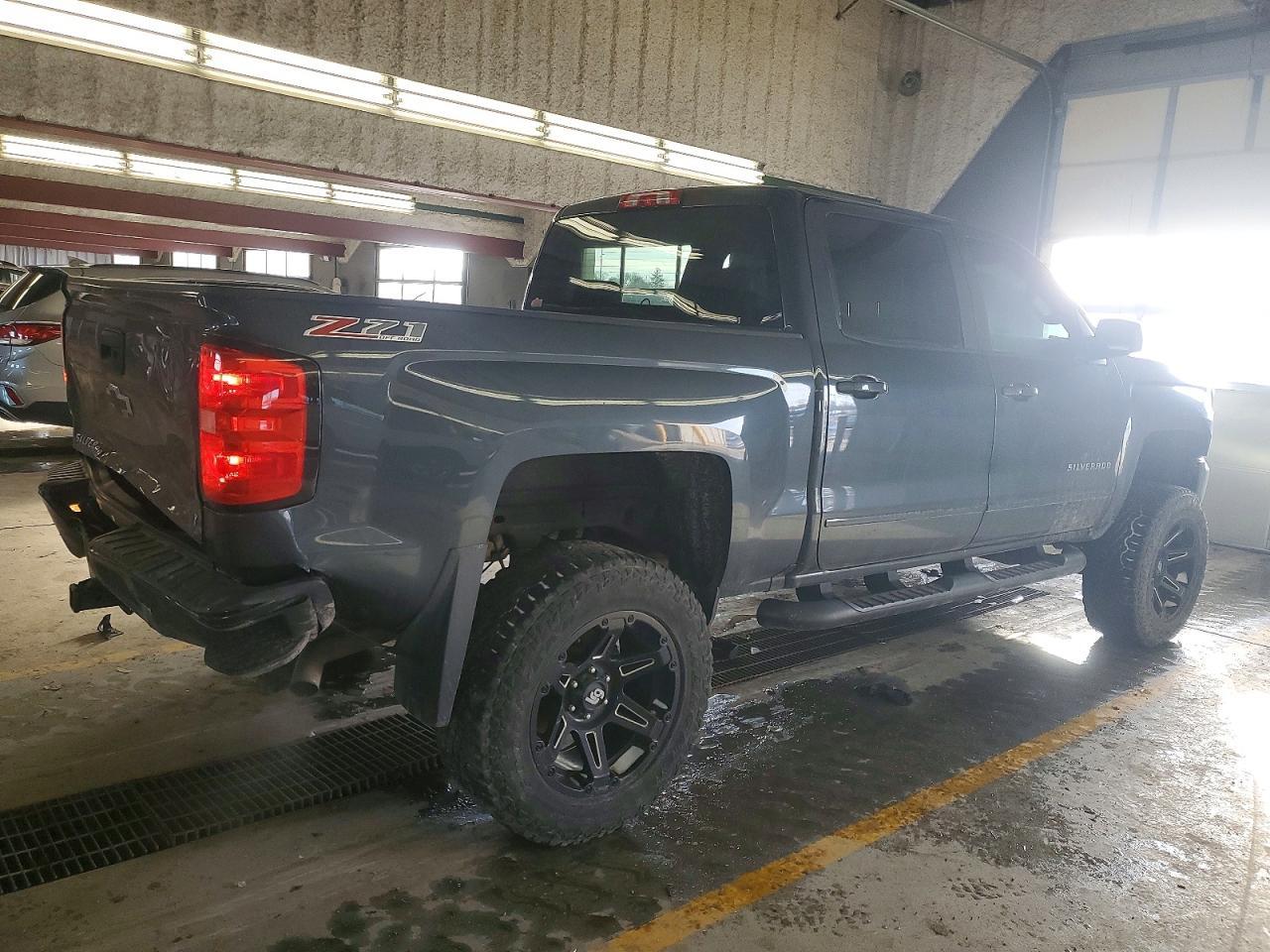 2017 Chevrolet Silverado K1500 Lt - zdjęcie 3