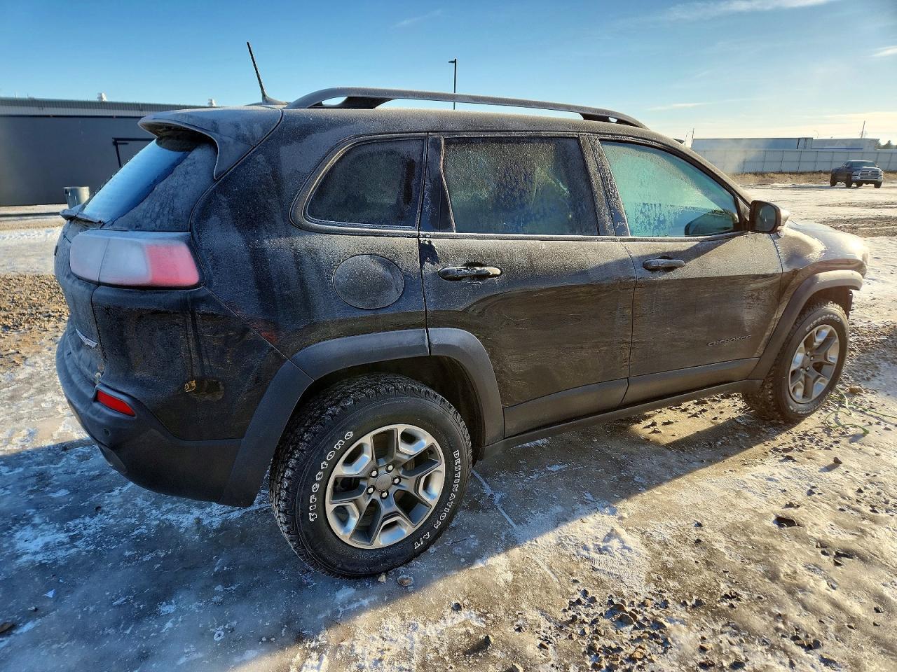 2019 Jeep Cherokee Trailhawk - zdjęcie 3