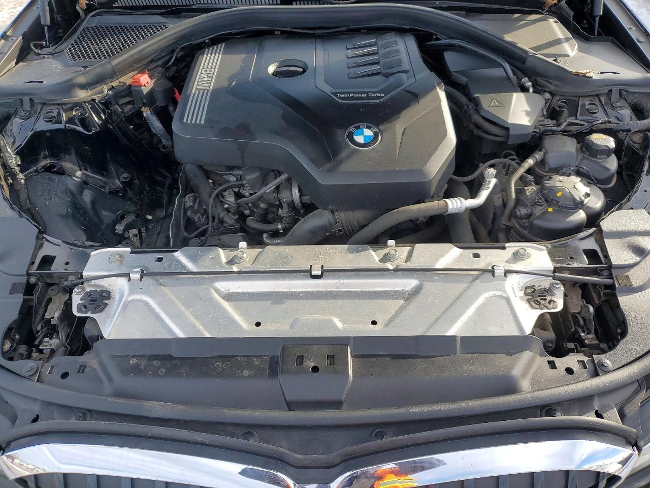 2019 BMW 330Xi - zdjęcie 11