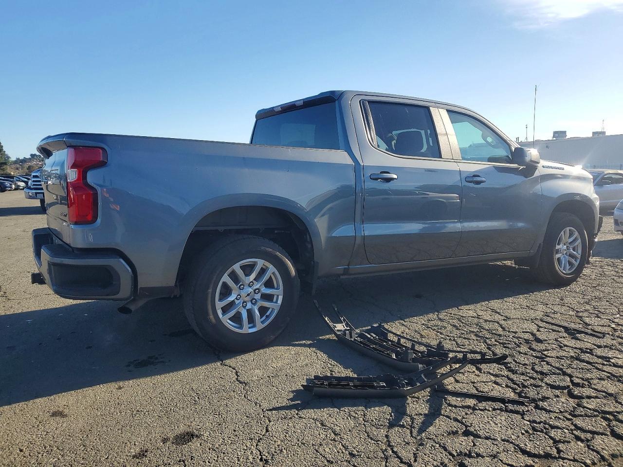 2020 Chevrolet Silverado C1500 Rst - zdjęcie 3